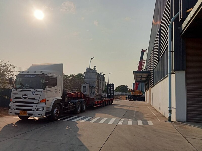 SM Crane สายสมร ให้เช่าเครน 10 – 600 ตัน (25) SM Crane สายสมร ให้เช่าเครน 10 - 600 ตัน (25)